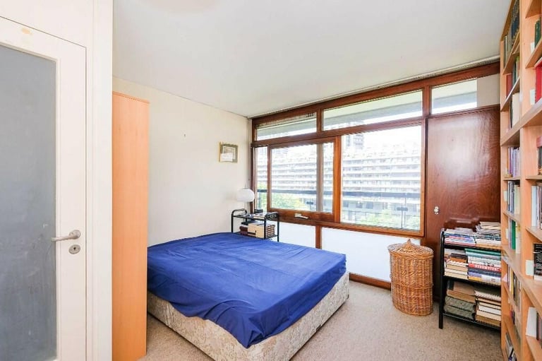 image for 🐟 Mile End Double Room – Fully Furnished – All Bills Included £760 PCM! 🐟