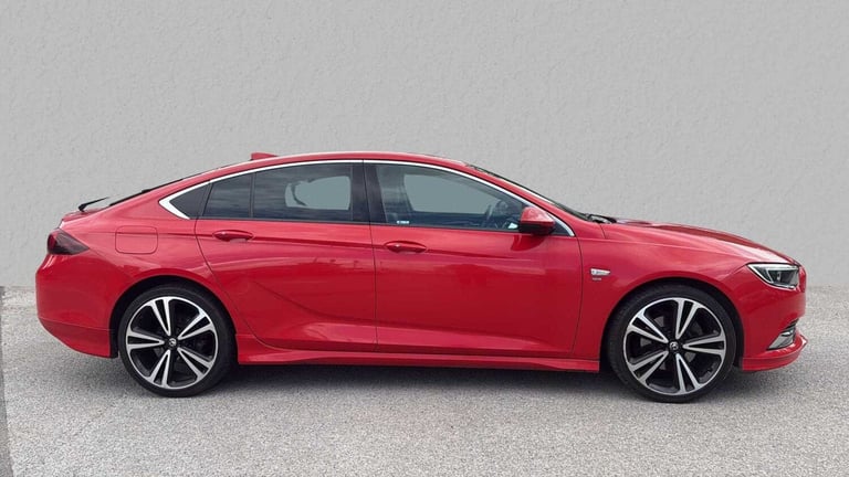 2018 Vauxhall Insignia 2.0 Turbo D SRi Vx-line Nav 5dr HATCHBACK DIESEL Manual