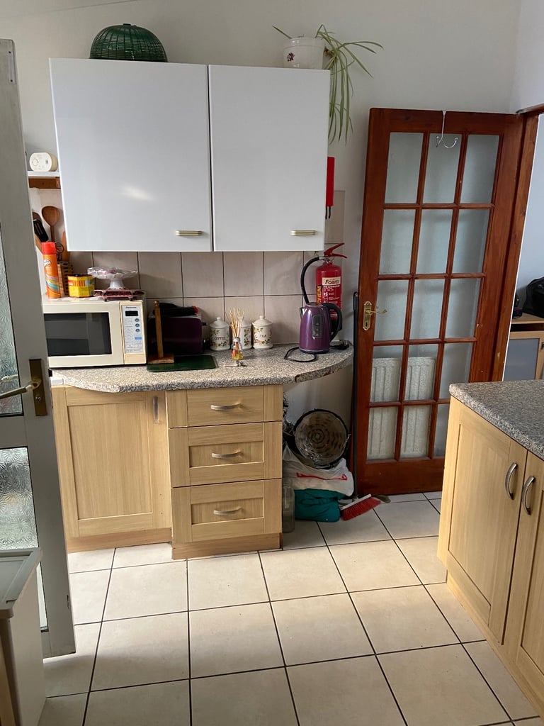 2 BEDROOM FLAT (ANNEX)