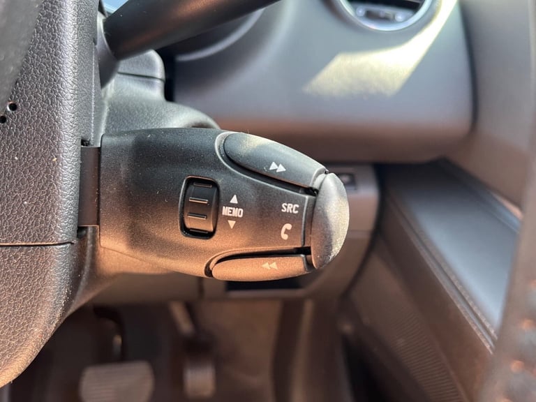 2016 Peugeot 3008 BLUE HDI S/S ALLURE Hatchback Diesel Automatic