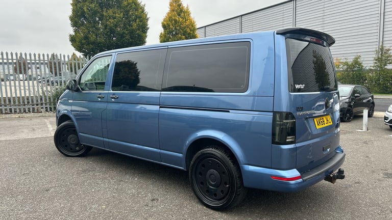 2018 Volkswagen Transporter T32 Swb Diesel 2.0 BiTDI BMT 199 Startline Window Van DSG Window Van ...