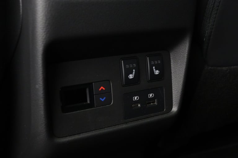 2022 Nissan X-Trail 1.5 E-Power E-4orce 213 Tekna 5dr Auto Station Wagon Hybrid Automatic