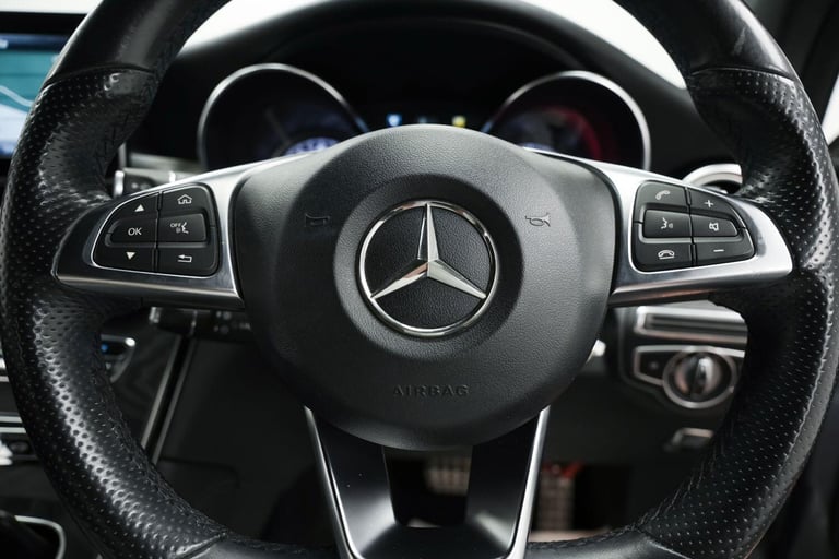 2018 Mercedes-Benz GLC GLC 220d 4Matic AMG Line 5dr 9G-Tronic ESTATE DIESEL Automatic