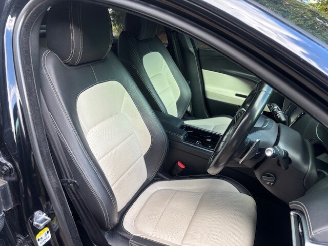 JAGUAR XE 2.0 i R-Sport Black Auto Petrol 2017