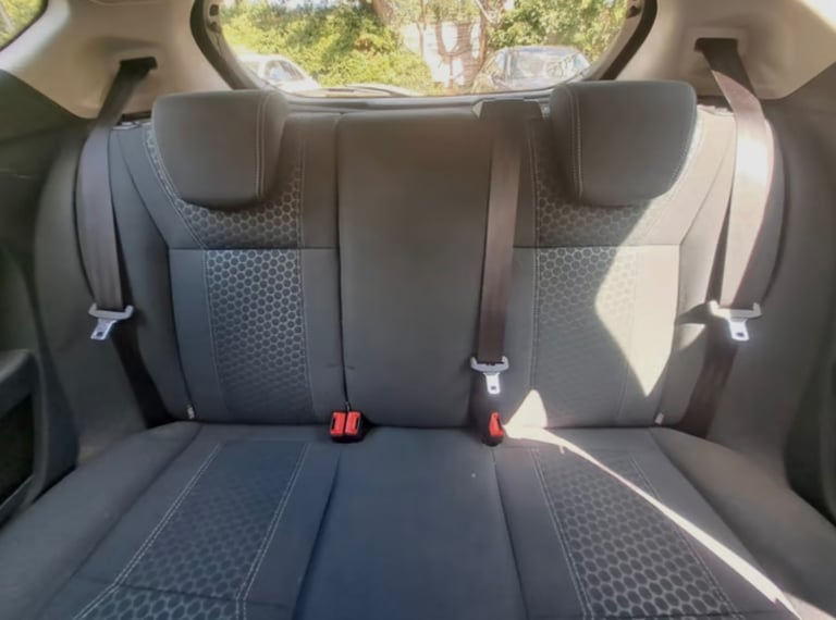 Ford, FIESTA, Hatchback, 2012, Manual, 1242 (cc), 3 doors