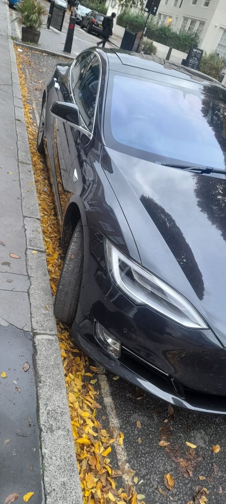 Tesla model s 