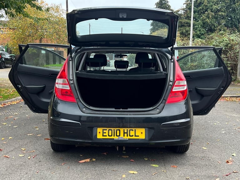 2010 Hyundai i30 1.6 CRDi Classic [2010] 5dr [90] HATCHBACK Diesel Manual