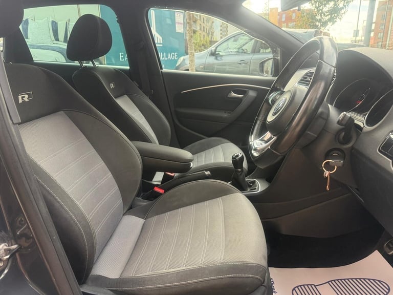 2017 Volkswagen Polo 1.0 TSI BlueMotion Tech R-Line Euro 6 (s/s) 5dr HATCHBACK Petrol Manual