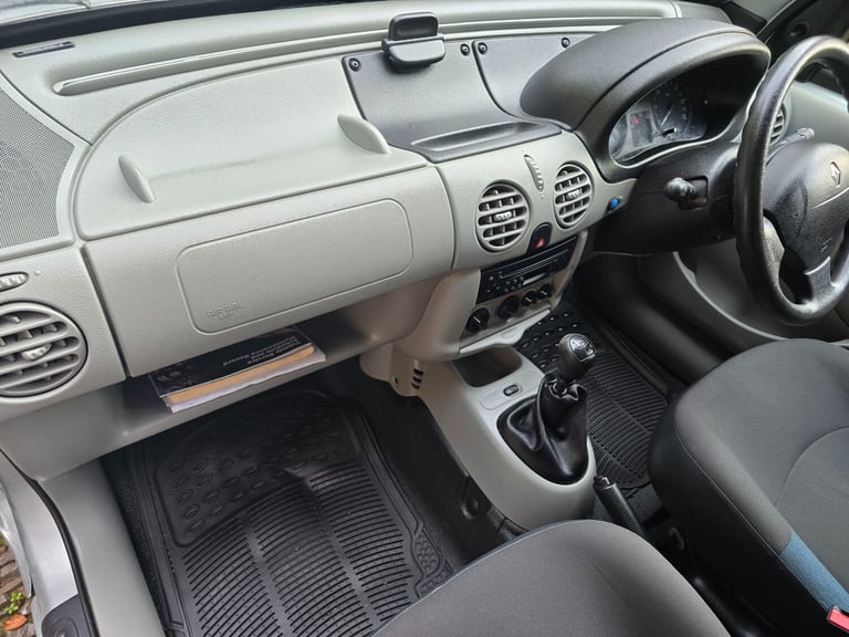 2008 Renault Kangoo Wheelchair Accessible Vehicle + 3 Seater + Electric Remote Winch  Wheelchair ...