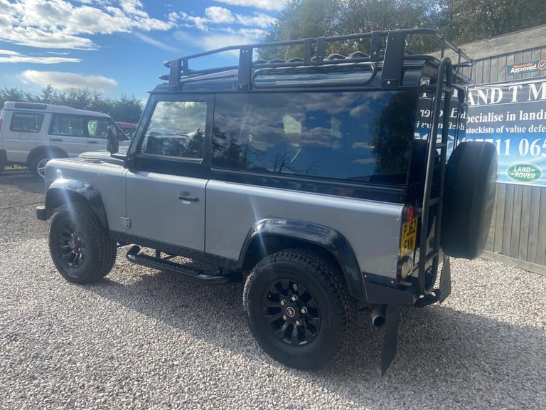 2012 Land Rover Defender Hard Top TDCi [2.2] PANEL VAN DIESEL Manual