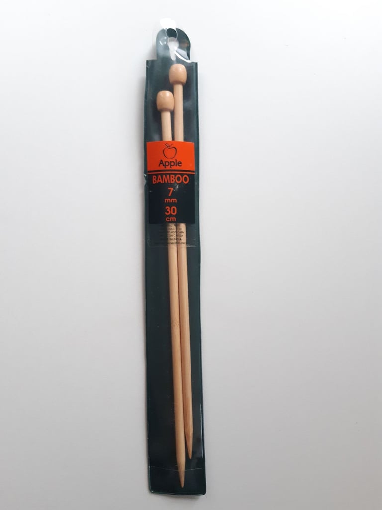 Range of Bamboo and Metal knitting/crochet needles