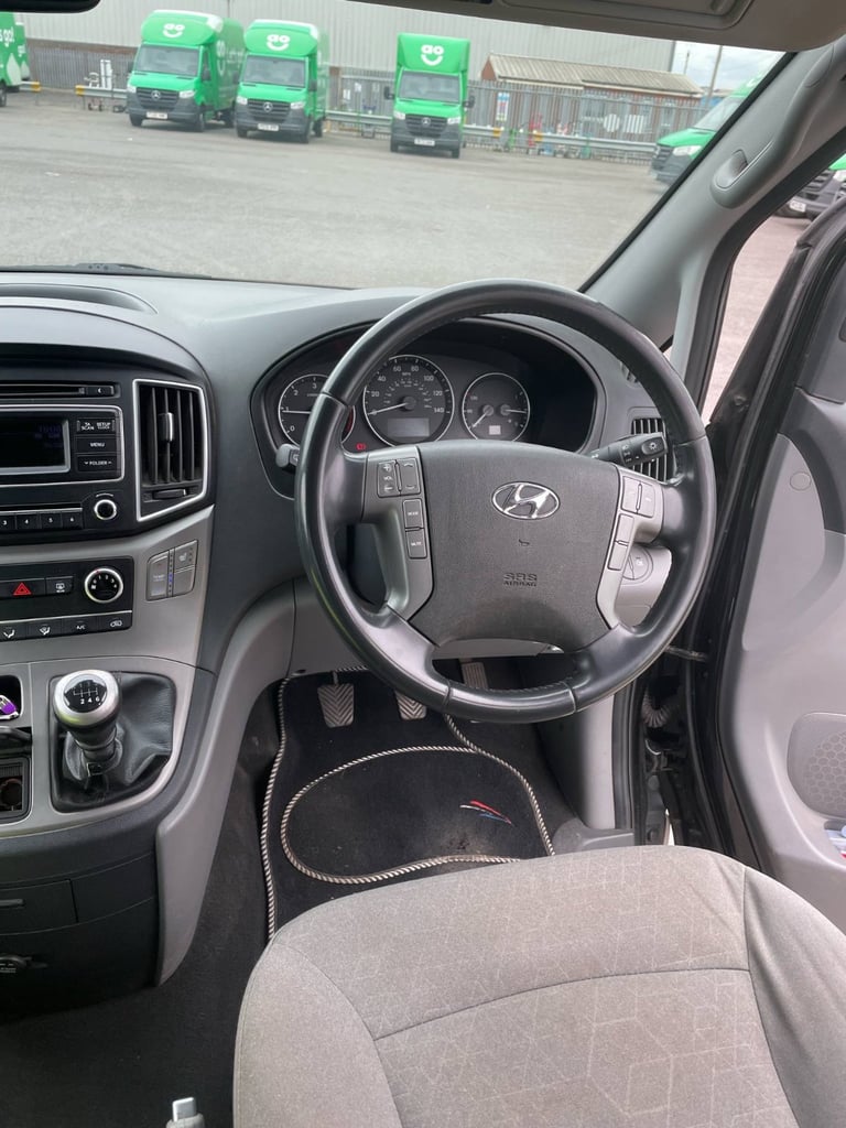 Hyundai, I800, MPV, 2018, Manual, 2497 (cc), 5 doors