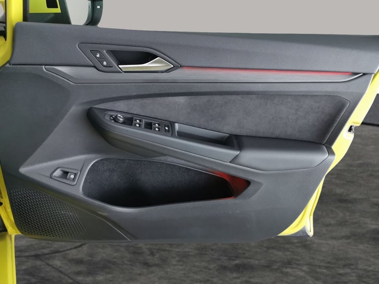 2024 Volkswagen Golf 1.4 TSI eHybrid Style 5dr DSG HATCHBACK PETROL/ELECTRIC Automatic