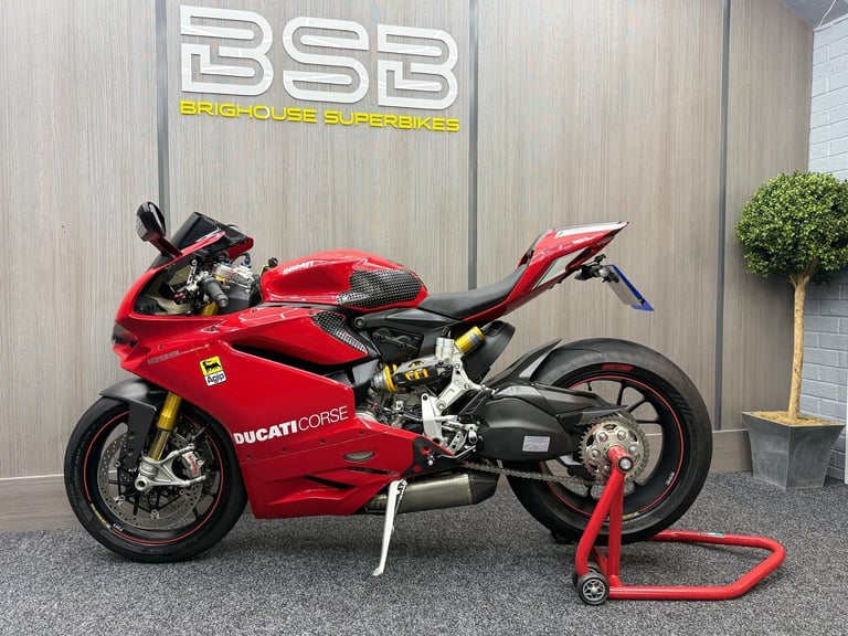 2015 15 Ducati Panigale 1299 S 1299 ABS - ++EXTRAS  **DESMO SERVICE DONE** 