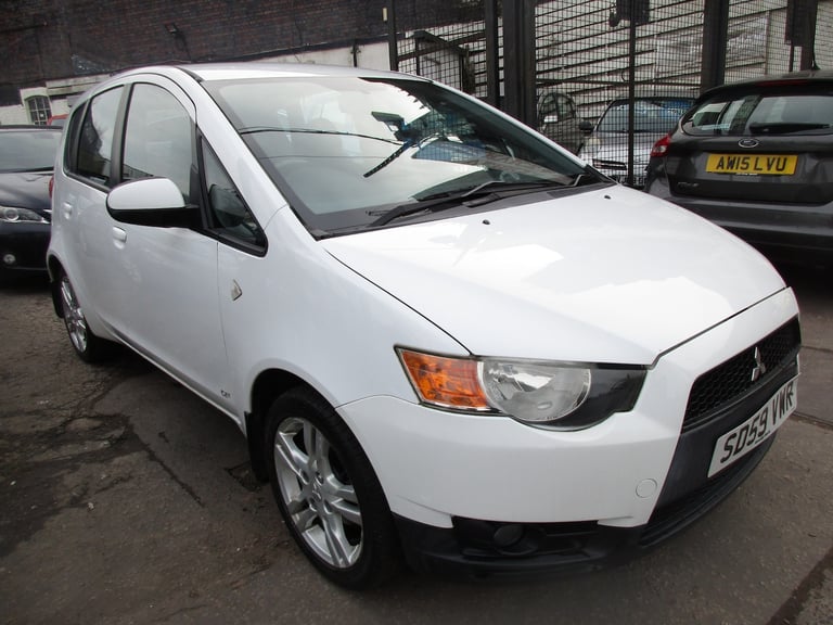 2009 (09) MITSUBISHI COLT 1.3 CZ2 , AUTOMATIC  , LOW MILES , CAZ &amp; ULEZ EXEMPT
