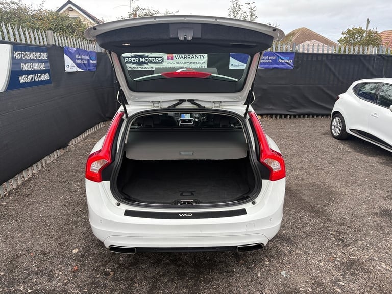 2014 Volvo V60 D4 [181] SE Lux Nav 5dr ESTATE DIESEL Manual