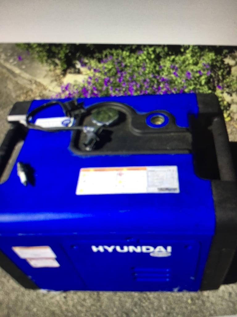 HYUNDAI 4500SEI 4.5 KVA 240V Petrol portable inverter generator 