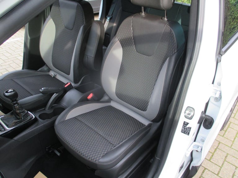 2019 Vauxhall Crossland X 1.2T ecoTec [110] Elite 5dr [6 Speed] [S/S] HATCHBACK PETROL Manual