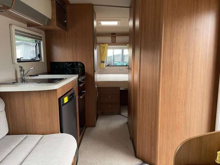 Auto-Trail Imala 732 Lo-Line 4 Berth 2 Belt Island Bed Motorhome 