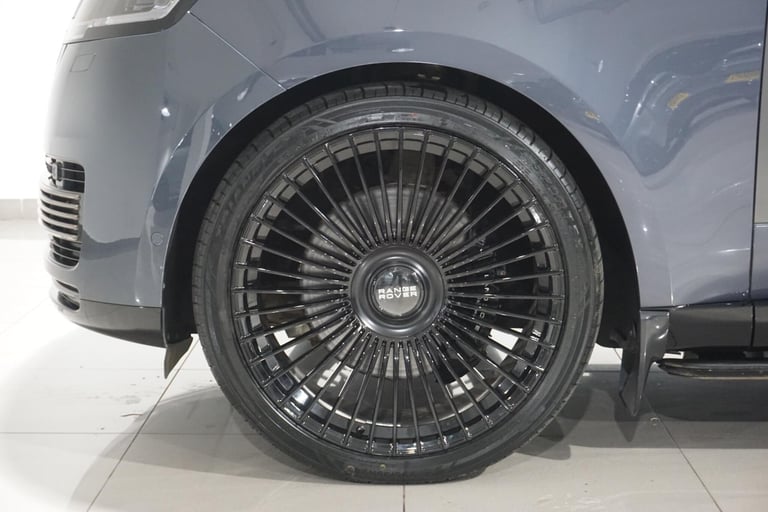 2023 Land Rover Range Rover 3.0 P550e 38.2kWh SV SUV 5dr Petrol Plug-in Hybrid Auto 4WD Euro 6 (s...