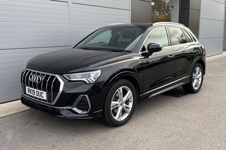2019 Audi Q3 1.5 TFSI CoD 35 S line Euro 6 (s/s) 5dr SUV PETROL Manual