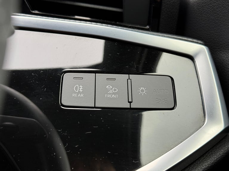  Audi Q3 2.0 TFSI 40 S line SUV 5dr Petrol S Tronic quattro Euro 6 (s/s) (190 ps) Petrol Automatic