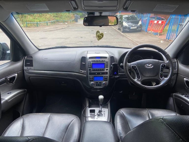 2011 Hyundai Santa Fe 2.2 CRDi Premium Auto 4WD Euro 5 5dr (5 seat) ESTATE Diesel Automatic