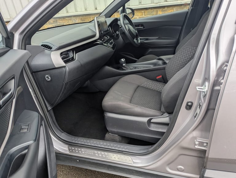 2022 Toyota C-HR 1.8 Hybrid Icon 5dr CVT HATCHBACK Petrol/Electric Hybrid Automatic