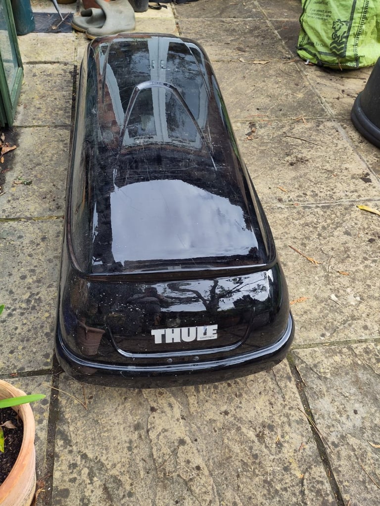 Ocean 600 330L Roof Box - collection in person only