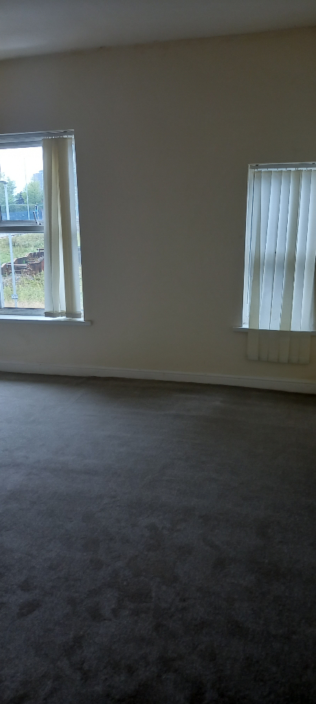 *LET BY**1 BEDROOM**FIRST FLOOR FLAT**St ANN STREET**HANLEY**