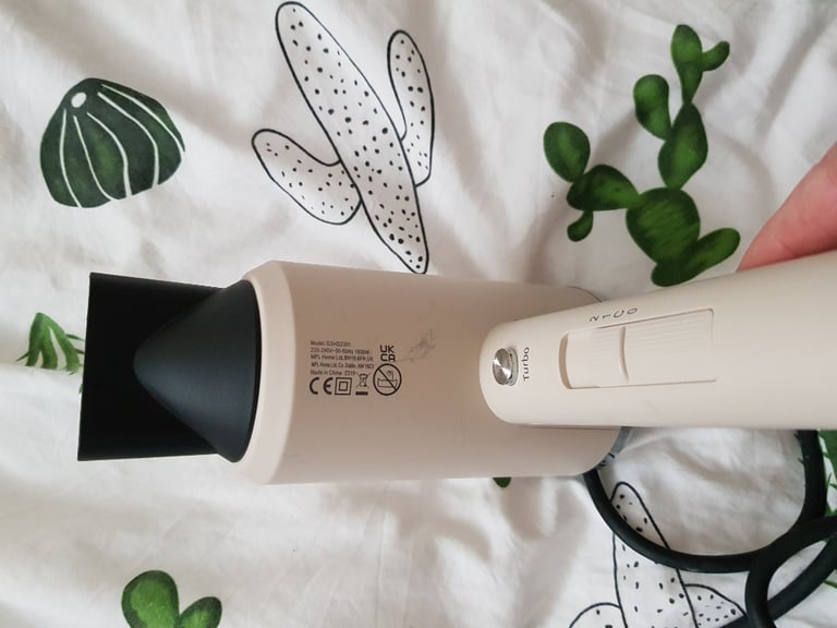 GLAM & STYLE Beige Reflect Dryer
