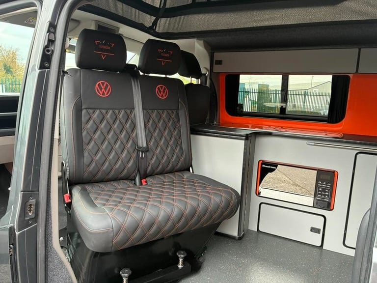 2019 Volkswagen Transporter 20 TDI BMT 150 Highline Van PANEL VAN Diesel Manual