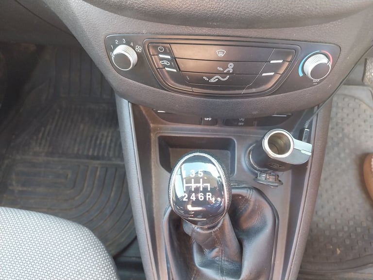 Ford, TRANSIT COURIER, Panel Van, 2019, Manual, 1498 (cc)