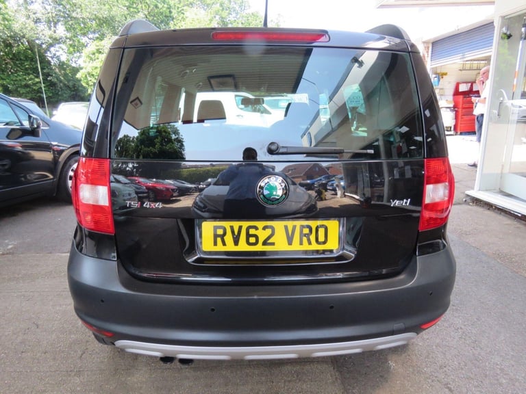 2012 Skoda Yeti 1.8 TSI SE Plus 4WD Euro 5 5dr HATCHBACK Petrol Manual