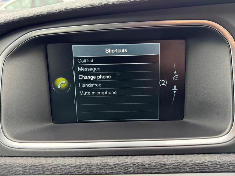 2016 Volvo V40 2.0 D3 SE Lux Nav Euro 6 (s/s) 5dr HATCHBACK Diesel Manual