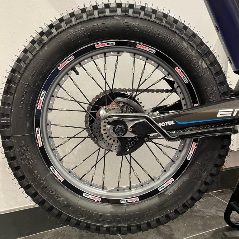 2025 EM EPURE RACE 2.5kWh **EX-DEMO** USED TRIALS BIKE
