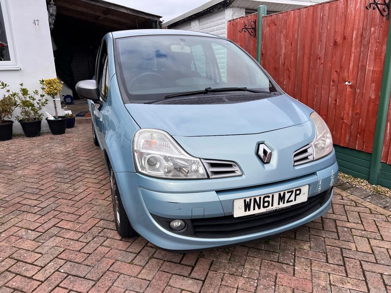 Renault, GRAND MODUS, Hatchback, 2011, Manual, 1461 (cc), 5 doors