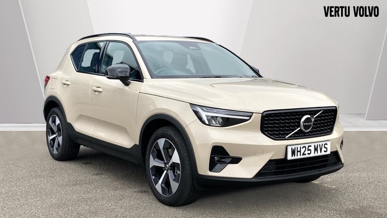 2025 Volvo XC40 2.0 B4P Plus Dark 5dr Auto Petrol Estate Estate Petrol Automatic