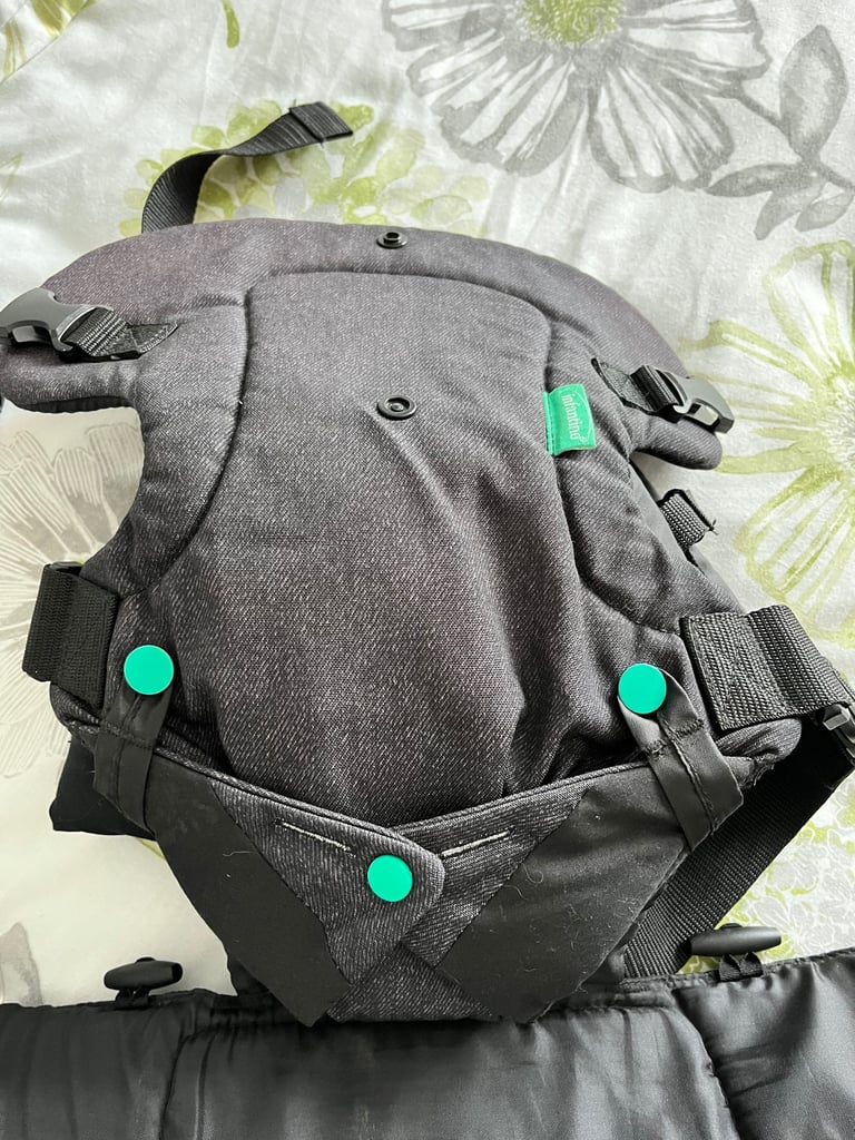 Infqmtino Advanced 4 in 1 baby carrier