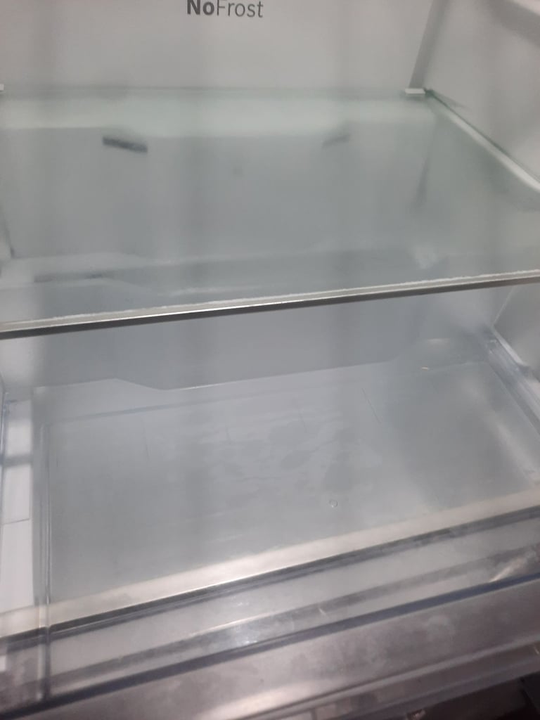 Series 4 KGN362LDFG 70/30 Fridge Freezer