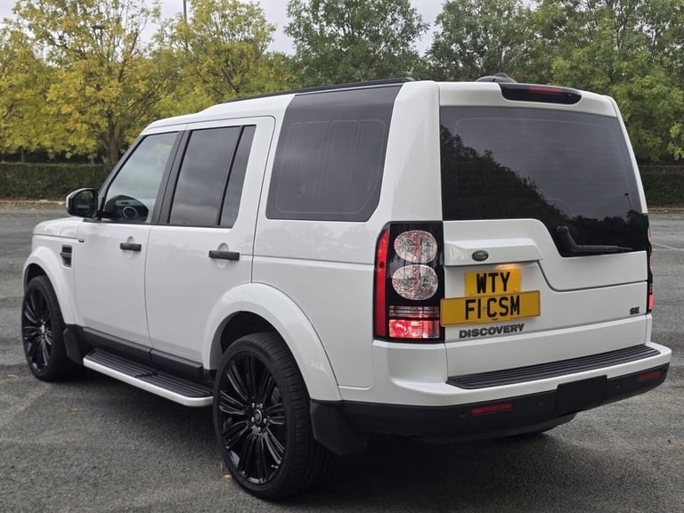 2015 Land Rover Discovery 3.0 SDV6 SE Tech 5dr Auto ESTATE DIESEL Automatic