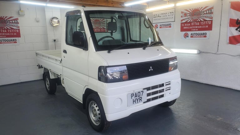 image for Mitsubishi minicab pickup 650cc 4wd fresh japanese import only 18k miles 07