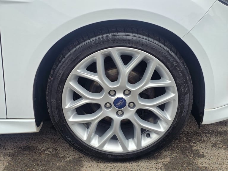 2016 Ford Focus 1.0 EcoBoost 125 Zetec S 5dr Auto HATCHBACK PETROL Automatic