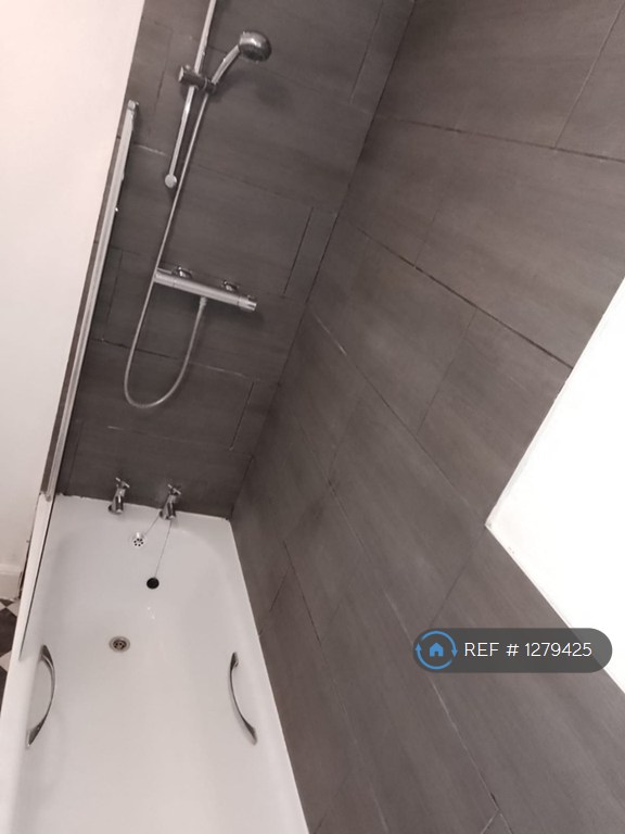 3 bedroom house in Bramford Road, Ipswich, IP1 (3 bed) (#1279425)