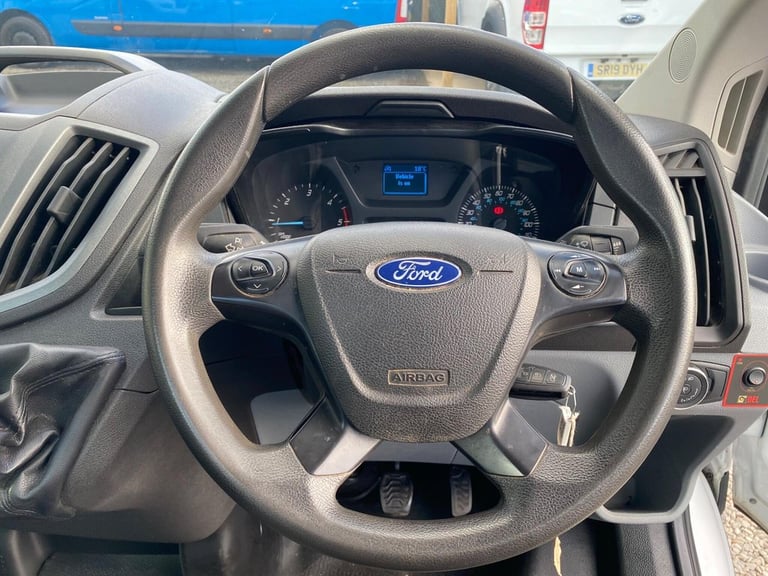 2018 Ford Transit RECOVERY TRUCK L4 2.0 350 EcoBlue Euro 6 VEHICLE TRANSPORTER Diesel Manual