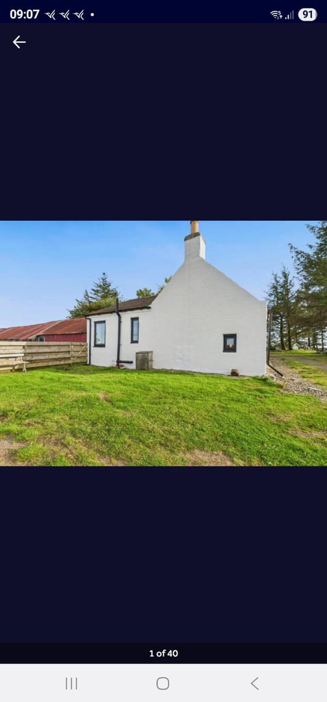 Serene, secluded detached cottage with beautiful views 