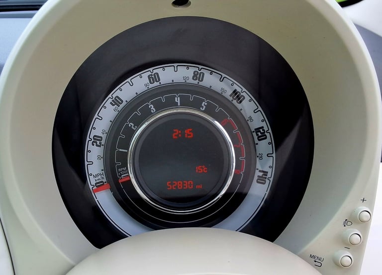2015 Fiat 500 1.2 Lounge 3dr HATCHBACK Petrol Manual