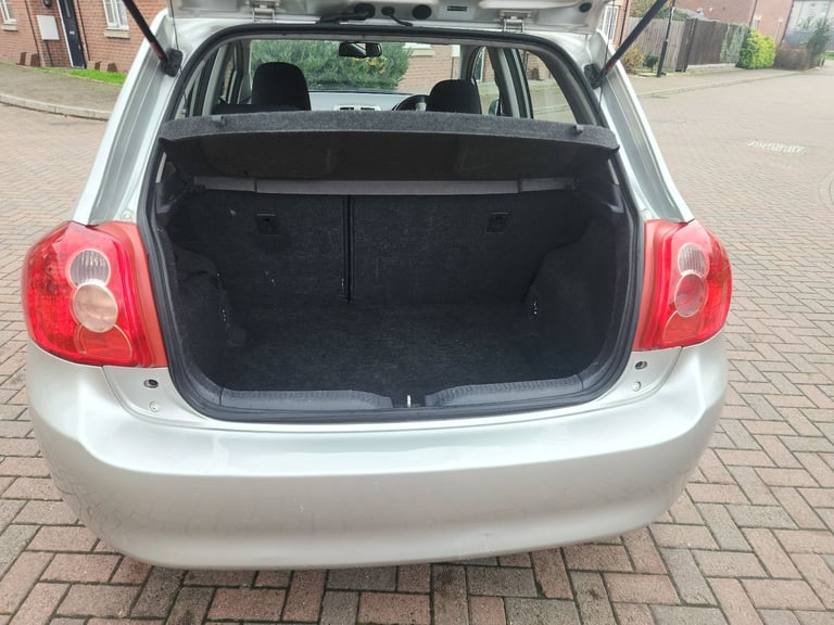 TOYOTA AURIS AUTOMATIC 1.6LTR PETROL ULEZ COMPLY BARGAIN PRICE 