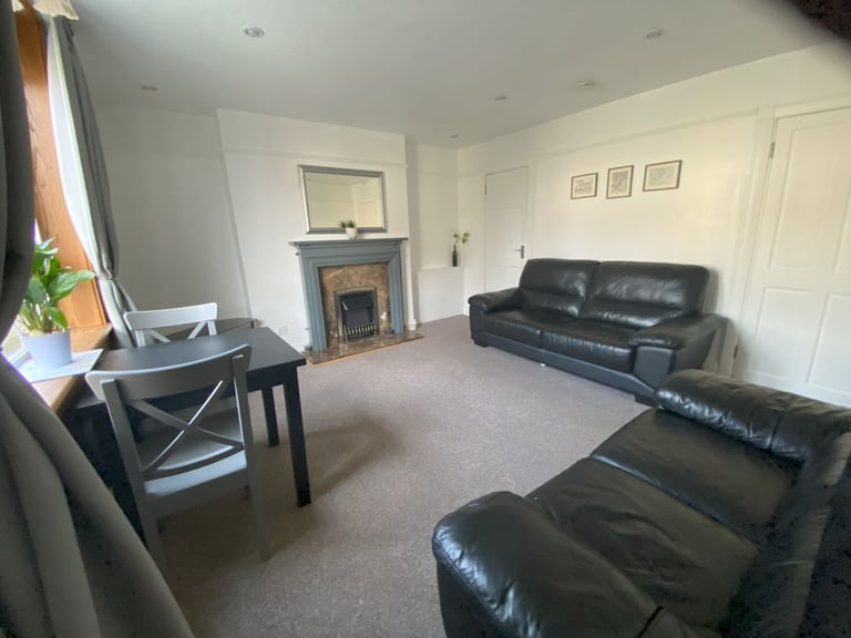 2 Bed Flat - Hutchison Avenue EH14