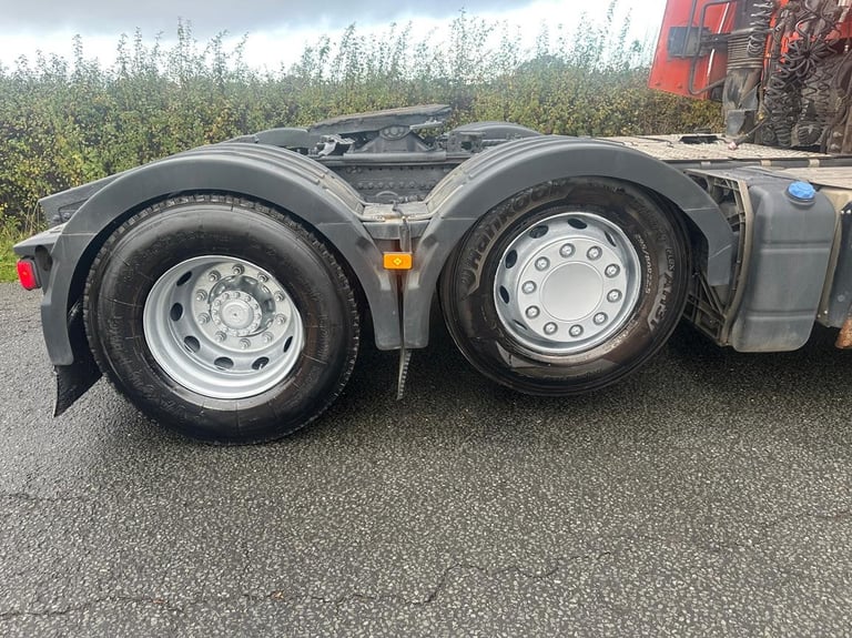 Renault T460 6 X 2 Tractor Unit